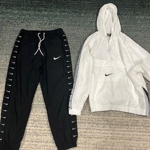 Nike windbreaker set